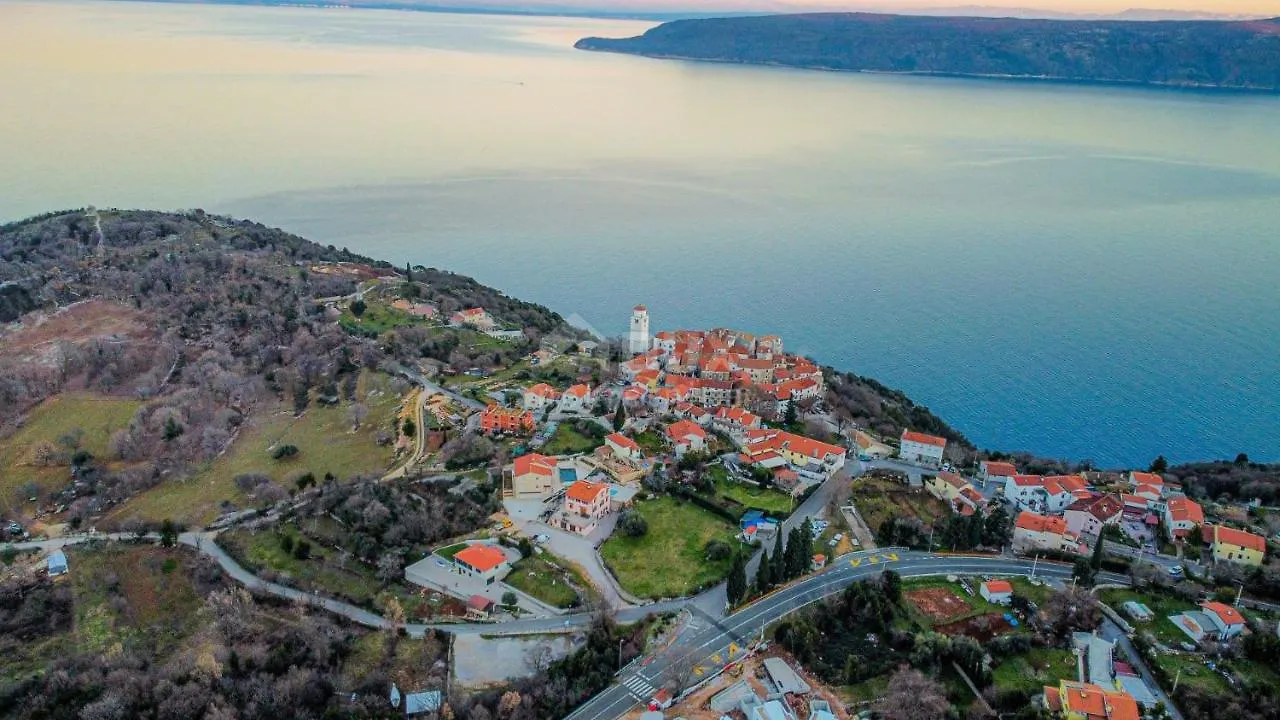 Apartman Dea Brsec Apartment